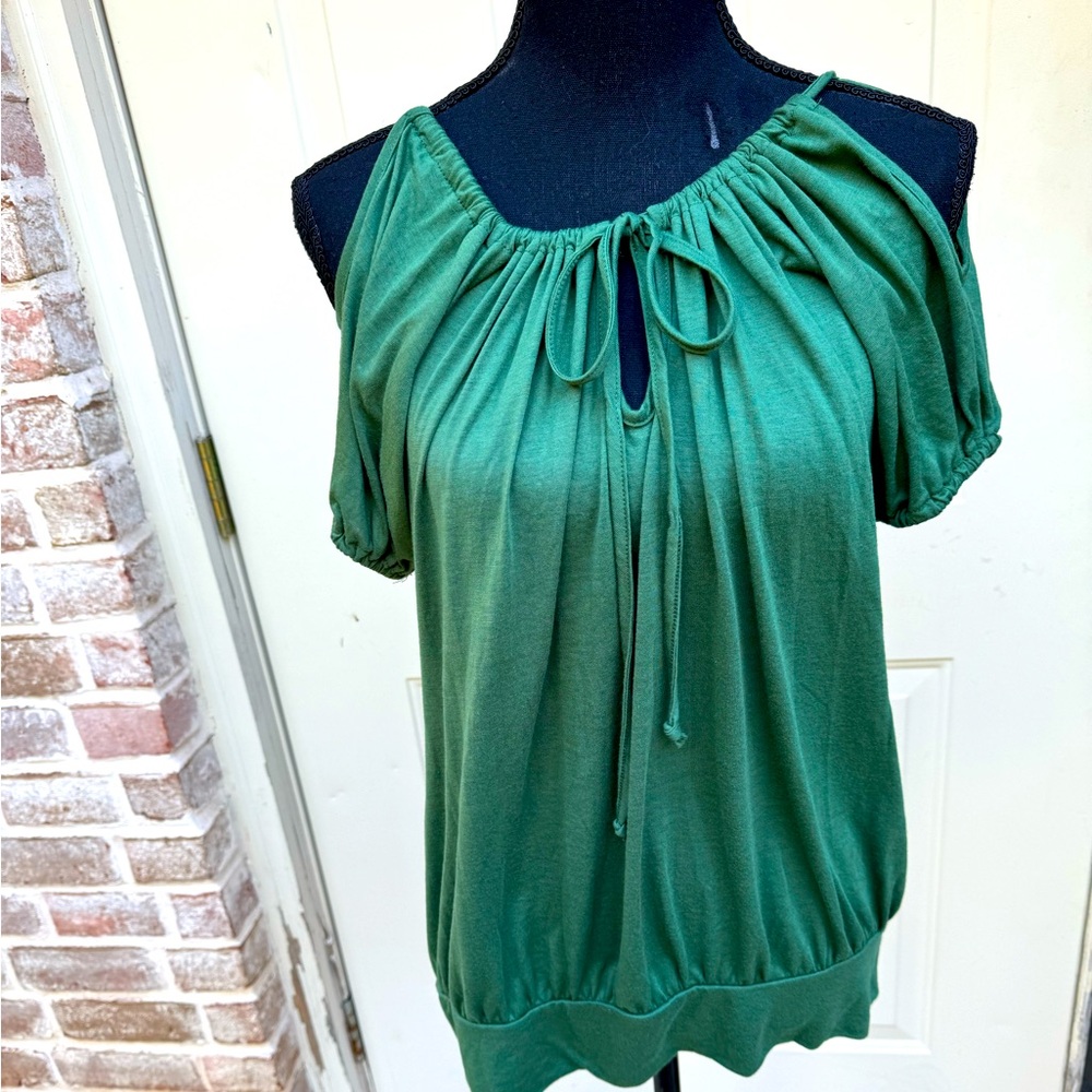 Volume One Juniors, Short Sleeve, Cold Shoulder, Green, Blouse, Size XL